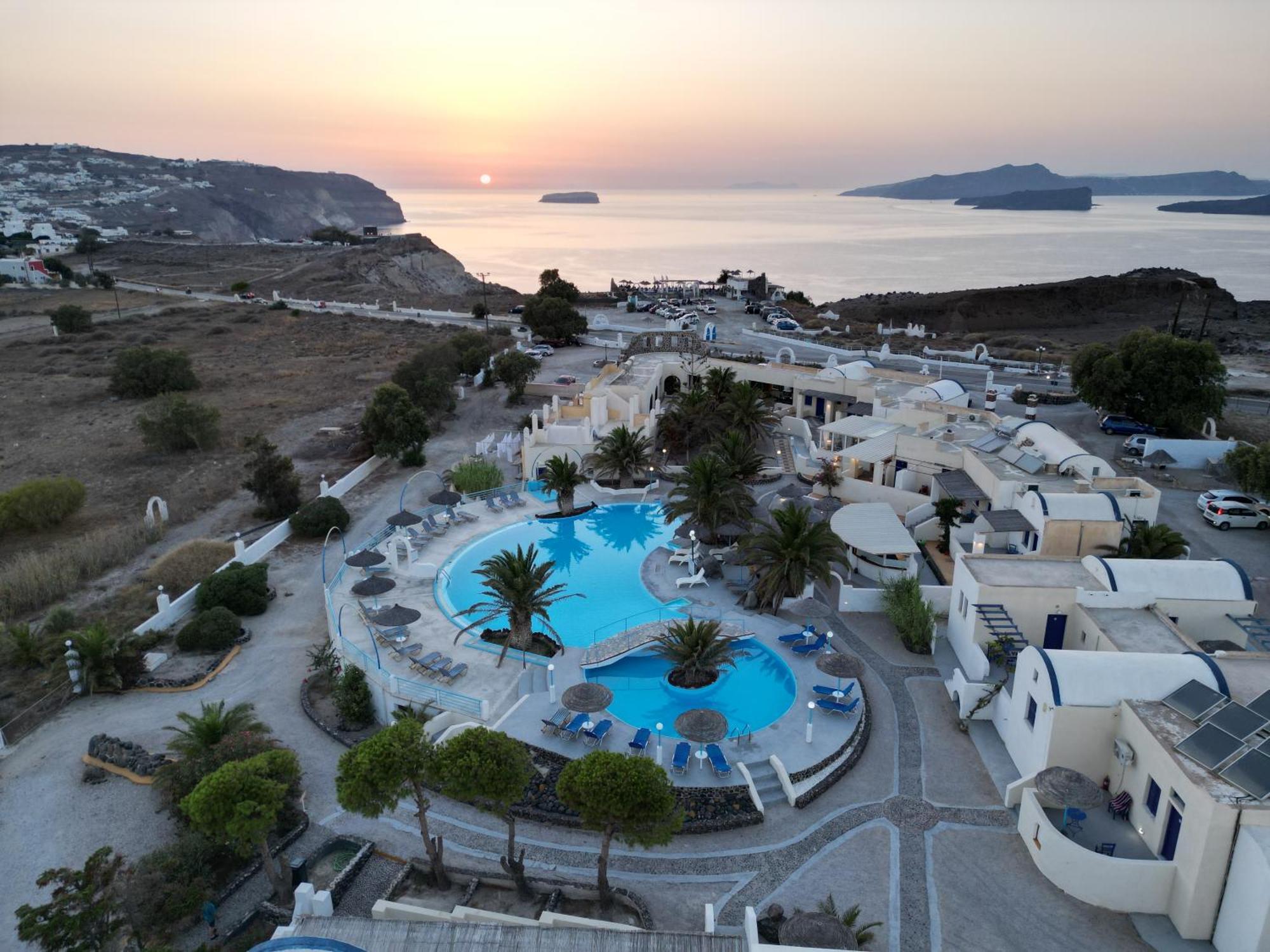 Caldera View Resort - Adults Only メガロホリ エクステリア 写真